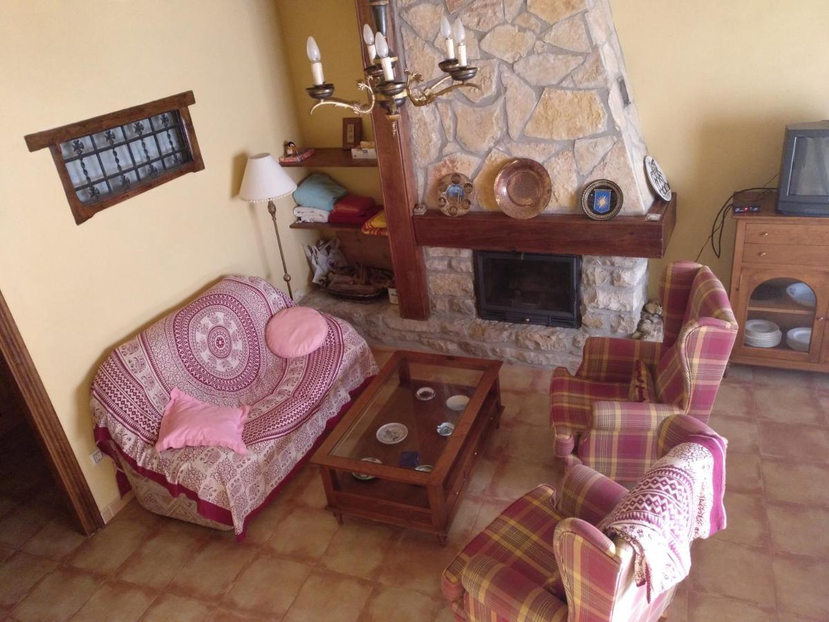 Casa Rural Amador Villarroya de los Pinares Bagian luar foto